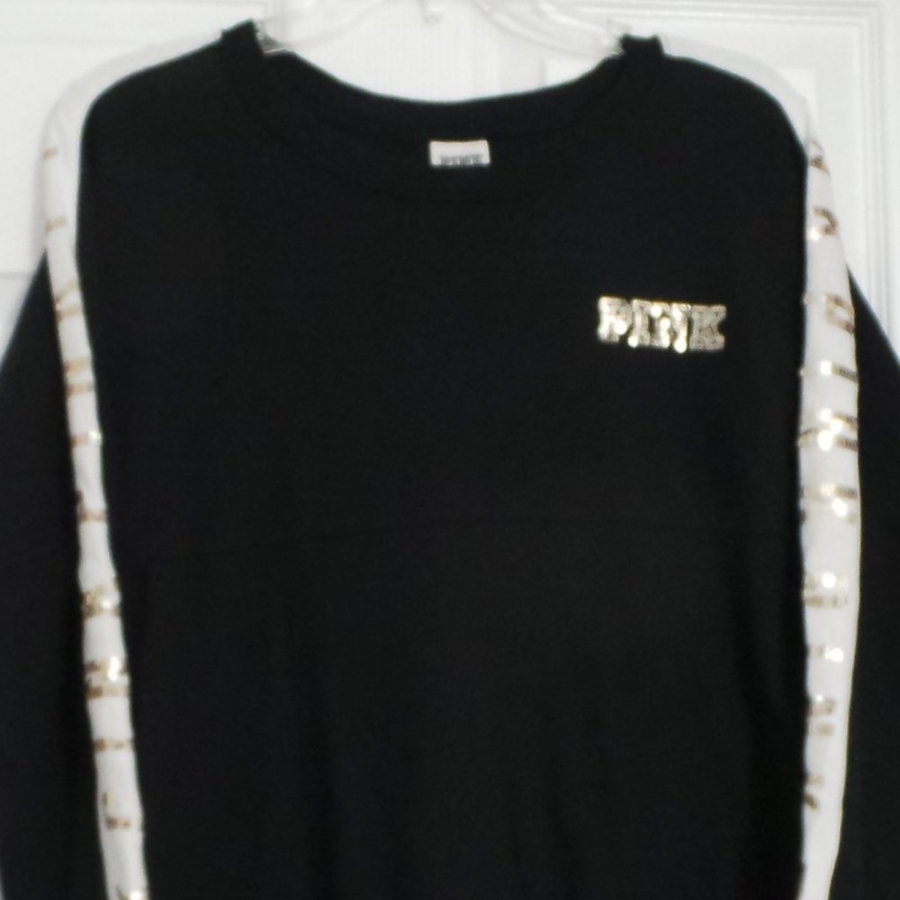 Victoria Secret Black Long-sleeved Shirt